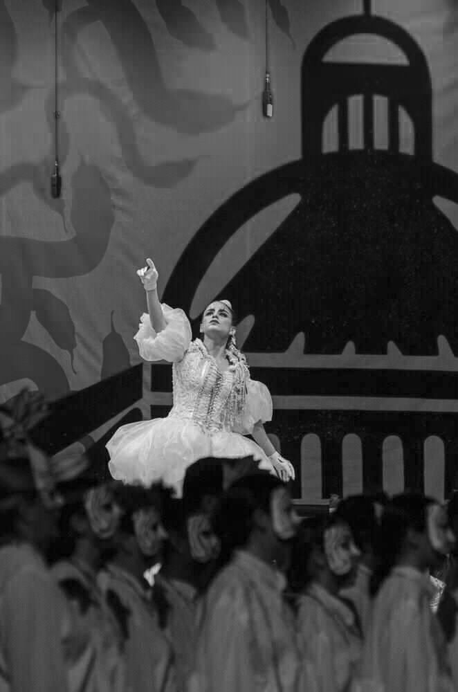 Soprano Anyelín Díaz Oviedo dance
